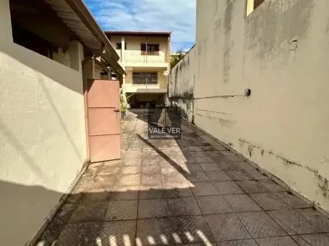 Casa / Sobrado para Venda em São José dos Campos/SP Jardim Souto 5 Quartos