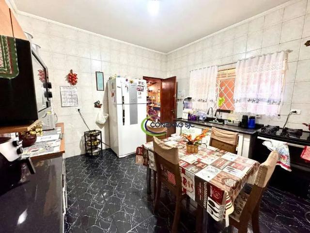 Casa / Sobrado para Venda em São José dos Campos/SP Jardim Terras do Sul 3 Quartos