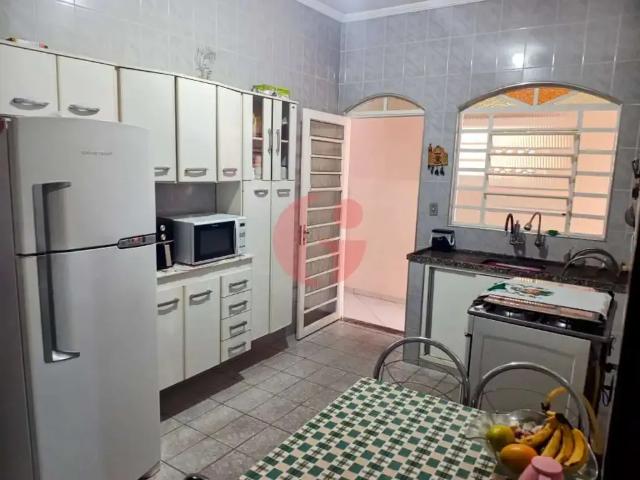 Casa / Sobrado para Venda em São José dos Campos/SP Jardim Terras do Sul 4 Quartos