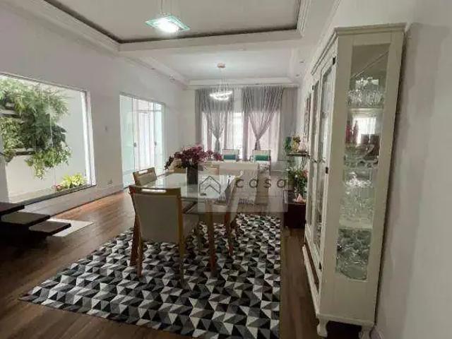 Casa / Sobrado para Venda em São José dos Campos/SP Jardim Terras do Sul 4 Quartos