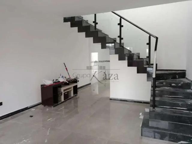 Casa / Sobrado para Venda em São José dos Campos/SP Jardim Vale do Sol 3 Quartos