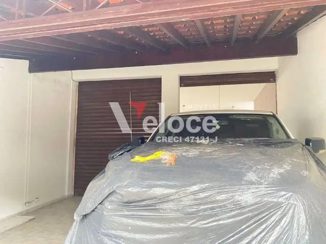 Casa / Sobrado para Venda em São José dos Campos/SP Jardim Vale do Sol 4 Quartos