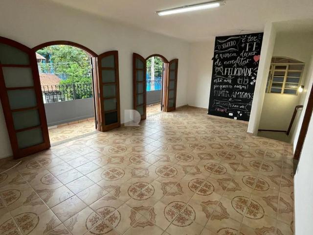Casa / Sobrado para Venda em São José dos Campos/SP Jardim Veneza 6 Quartos