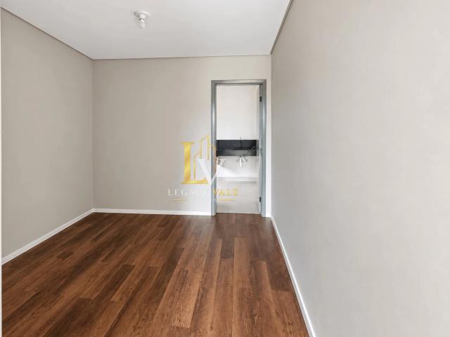 Casa / Sobrado para Venda em São José dos Campos/SP Loteamento Fazenda Ronda 4 Quartos