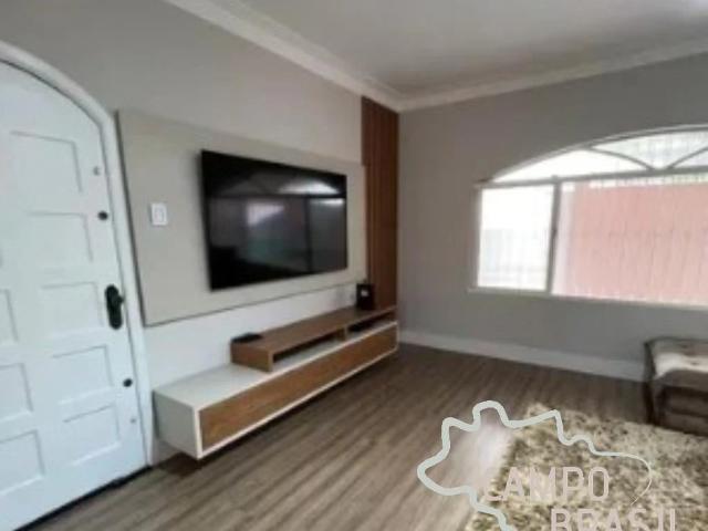 Casa / Sobrado para Venda em São José dos Campos/SP Santana 2 Quartos