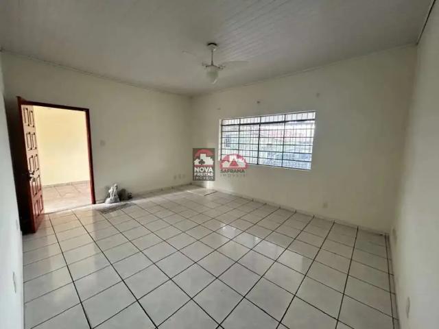 Casa / Sobrado para Venda em São José dos Campos/SP Santana 2 Quartos