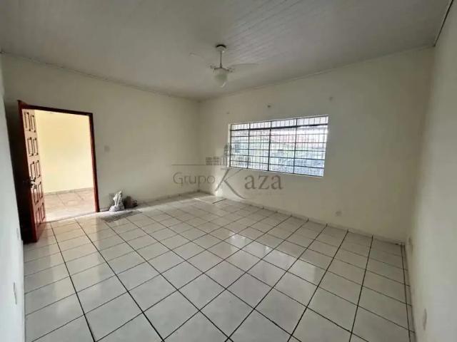 Casa / Sobrado para Venda em São José dos Campos/SP Santana 3 Quartos