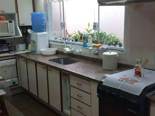 Casa / Sobrado para Venda em São José dos Campos/SP Palmeiras de São José 5 Quartos
