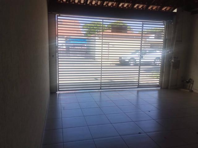 Casa / Sobrado para Venda em São José dos Campos/SP Parque Industrial 3 Quartos
