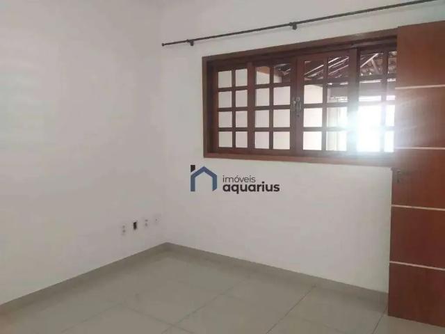 Casa / Sobrado para Venda em São José dos Campos/SP Parque Industrial 3 Quartos