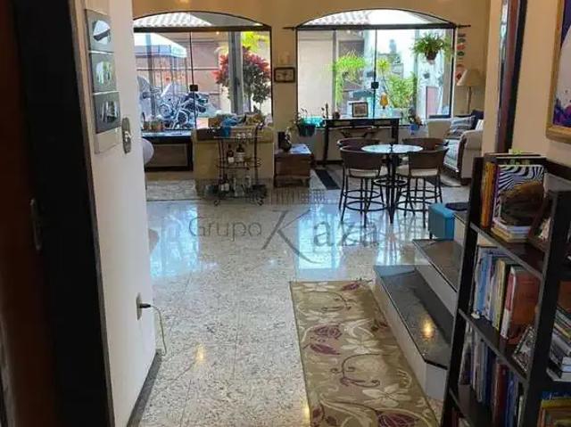 Casa / Sobrado para Venda em São José dos Campos/SP Parque Industrial 3 Quartos