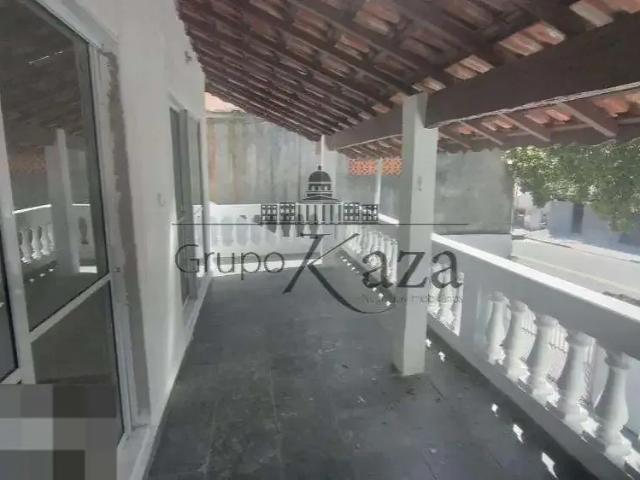 Casa / Sobrado para Venda em São José dos Campos/SP Parque Interlagos 4 Quartos