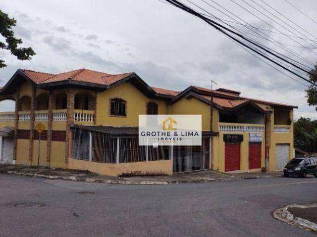 Casa / Sobrado para Venda em São José dos Campos/SP Putim 4 Quartos