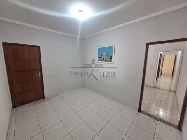 Casa / Sobrado para Venda em São José dos Campos/SP Residencial Altos do Bosque 2 Quartos