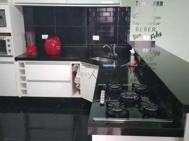 Casa / Sobrado para Venda em São José dos Campos/SP Residencial Armando Moreira Righi 3 Quartos