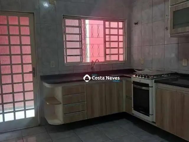 Casa / Sobrado para Venda em São José dos Campos/SP Residencial Bosque dos Ipês 3 Quartos