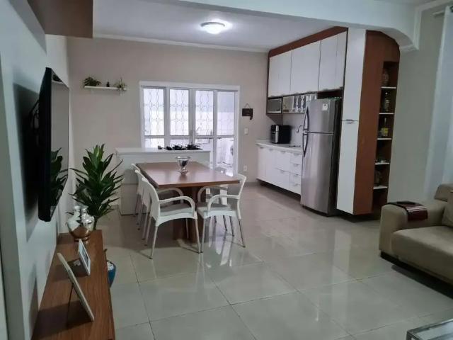 Casa / Sobrado para Venda em São José dos Campos/SP Residencial Bosque dos Ipês 3 Quartos