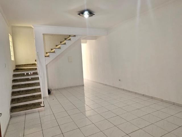 Casa / Sobrado para Venda em São José dos Campos/SP Residencial Bosque dos Ipês 3 Quartos