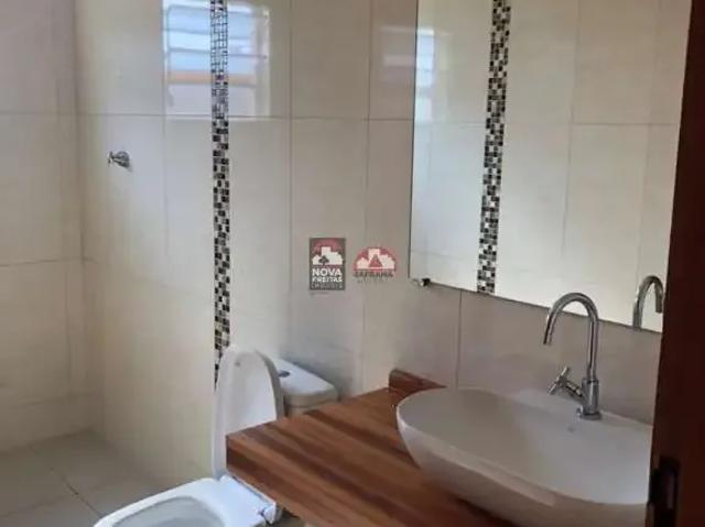 Casa / Sobrado para Venda em São José dos Campos/SP Residencial Bosque dos Ipês 3 Quartos