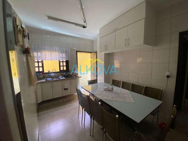 Casa / Sobrado para Venda em São José dos Campos/SP Residencial Bosque dos Ipês 3 Quartos