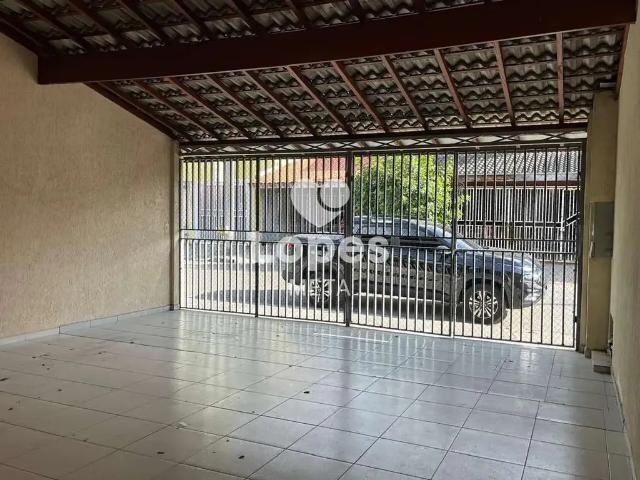 Casa / Sobrado para Venda em São José dos Campos/SP Residencial Bosque dos Ipês 3 Quartos