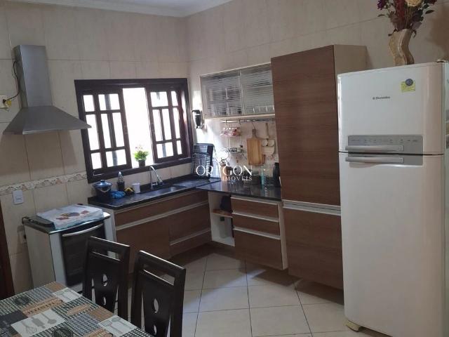 Casa / Sobrado para Venda em São José dos Campos/SP Residencial Bosque dos Ipês 3 Quartos
