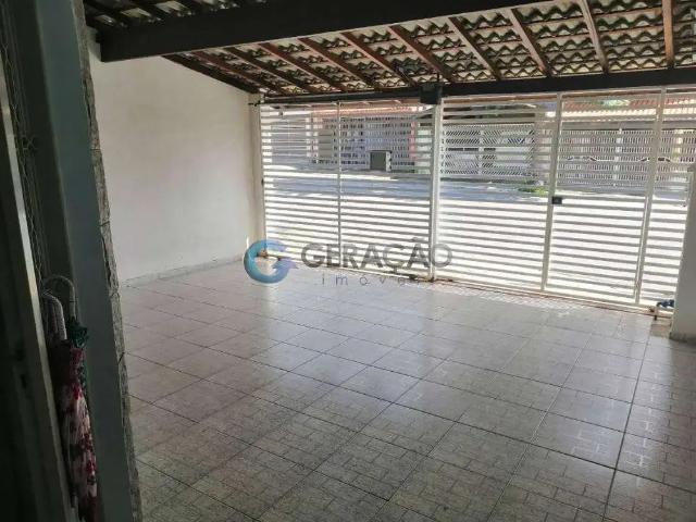 Casa / Sobrado para Venda em São José dos Campos/SP Residencial Bosque dos Ipês 4 Quartos