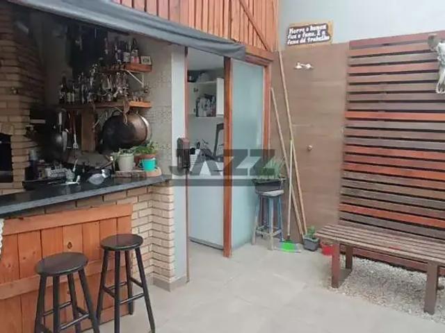 Casa / Sobrado para Venda em São José dos Campos/SP Residencial Bosque dos Ipês 4 Quartos