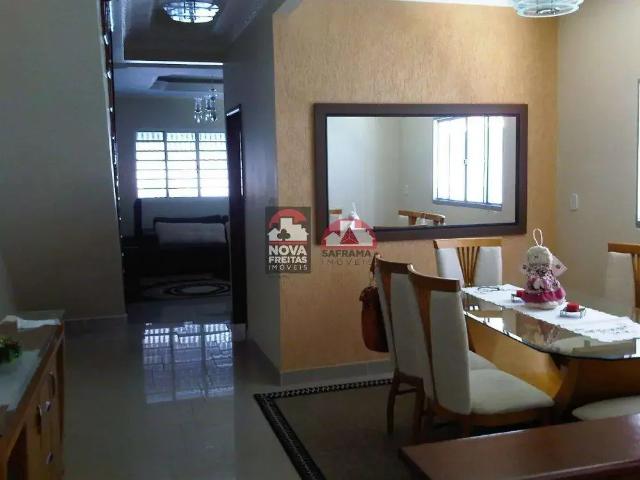 Casa / Sobrado para Venda em São José dos Campos/SP Residencial Bosque dos Ipês 4 Quartos