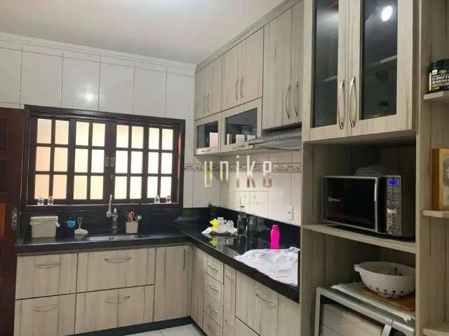 Casa / Sobrado para Venda em São José dos Campos/SP Residencial Bosque dos Ipês 4 Quartos