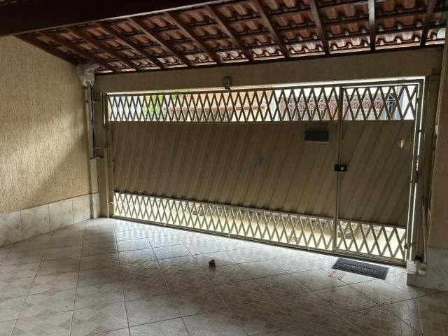 Casa / Sobrado para Venda em São José dos Campos/SP Residencial Gazzo 3 Quartos