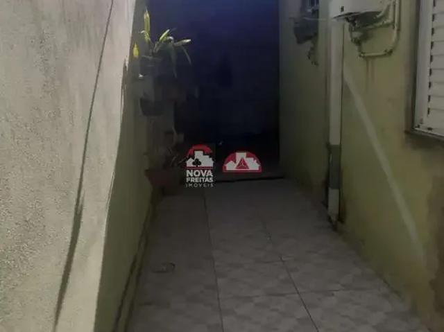 Casa / Sobrado para Venda em São José dos Campos/SP Residencial de Ville 3 Quartos