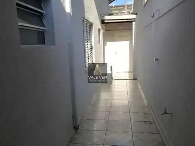 Casa / Sobrado para Venda em São José dos Campos/SP Residencial de Ville 3 Quartos