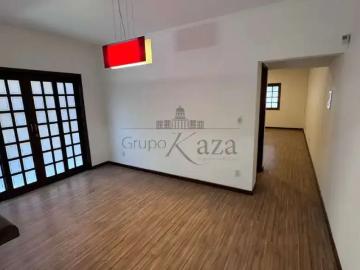 Casa / Sobrado para Venda em São José dos Campos/SP Residencial de Ville 4 Quartos