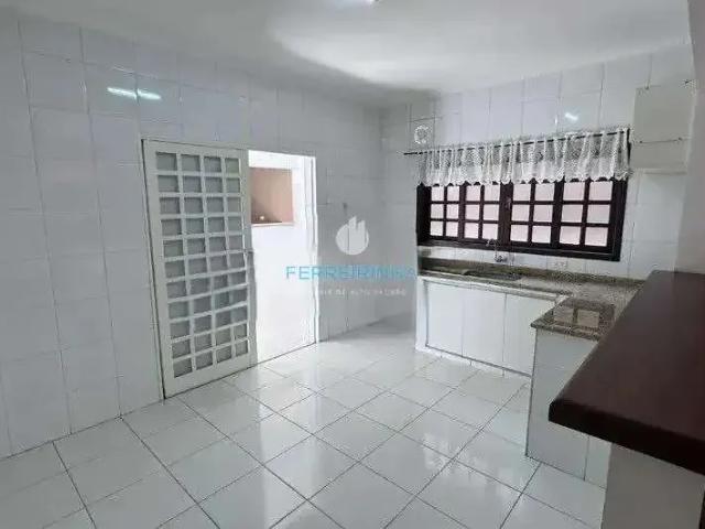 Casa / Sobrado para Venda em São José dos Campos/SP Residencial de Ville 4 Quartos