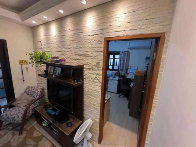 Casa / Sobrado para Venda em São José dos Campos/SP Residencial União 3 Quartos