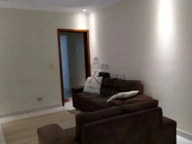 Casa / Sobrado para Venda em São José dos Campos/SP Residencial União 3 Quartos