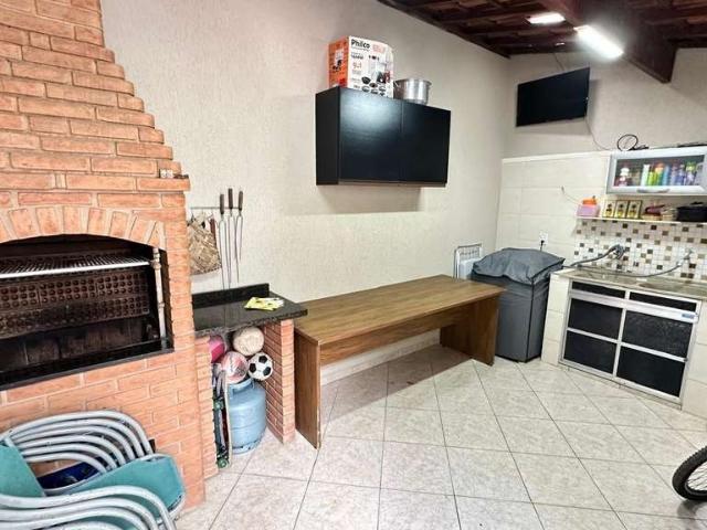 Casa / Sobrado para Venda em São José dos Campos/SP Residencial União 4 Quartos