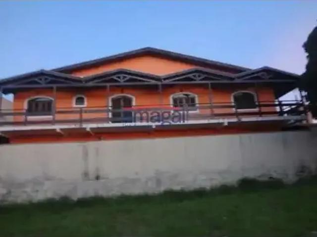 Casa / Sobrado para Venda em São José dos Campos/SP Residencial União 4 Quartos