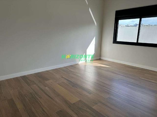 Casa / Sobrado para Venda em São José dos Campos/SP Urbanova 3 Quartos