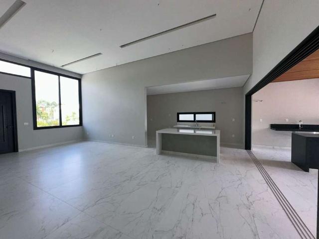 Casa / Sobrado para Venda em São José dos Campos/SP Urbanova 4 Quartos