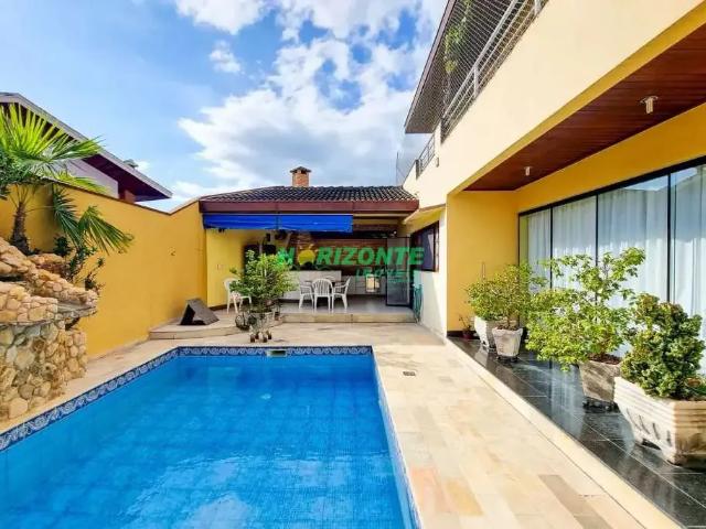 Casa / Sobrado para Venda em São José dos Campos/SP Urbanova 4 Quartos