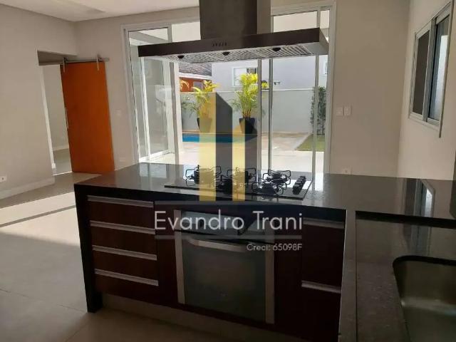 Casa / Sobrado para Venda em São José dos Campos/SP Urbanova 5 Quartos