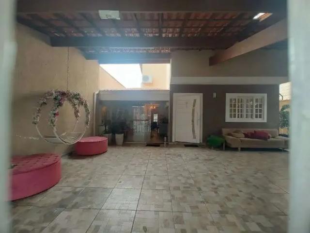 Casa / Sobrado para Venda em São José dos Campos/SP Vila Tatetuba 3 Quartos