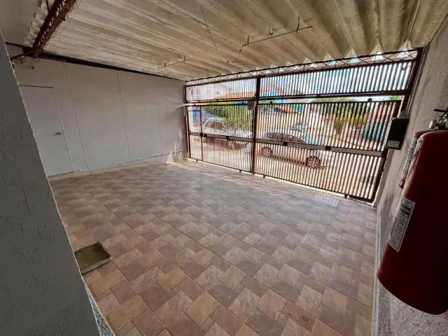 Casa / Sobrado para Venda em São José dos Campos/SP Vila Tesouro 4 Quartos