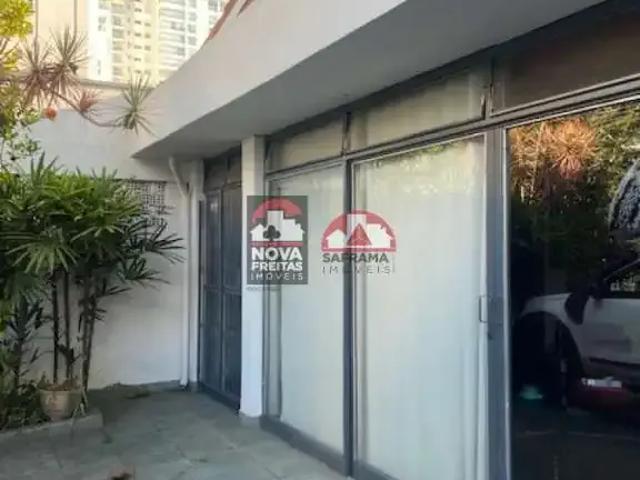 Casa / Sobrado para Venda em São José dos Campos/SP Vila Adyana 3 Quartos