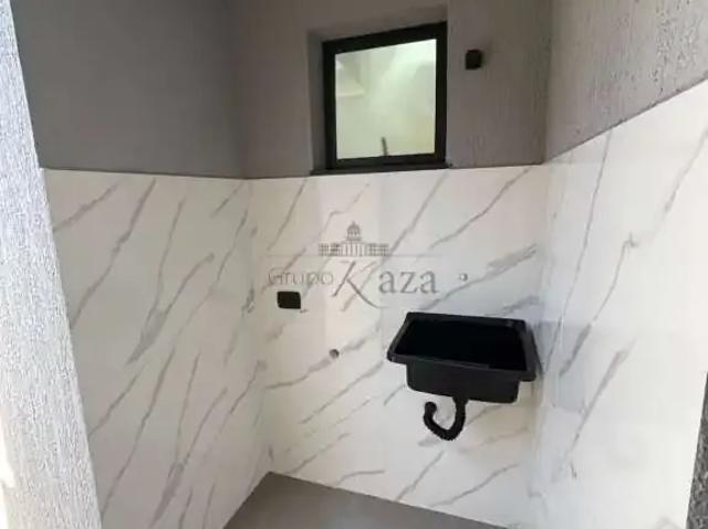 Casa / Sobrado para Venda em São José dos Campos/SP Vila das Flores 3 Quartos