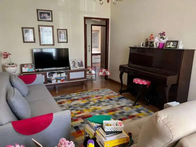 Casa / Sobrado para Venda em São José dos Campos/SP Vila Industrial 2 Quartos