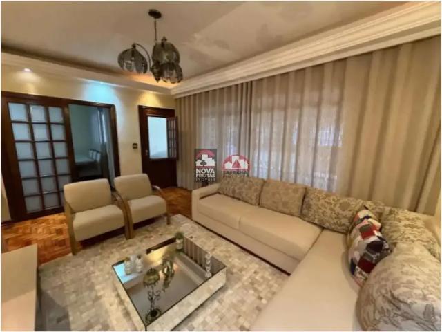 Casa / Sobrado para Venda em São José dos Campos/SP Vila Industrial 3 Quartos