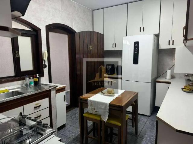 Casa / Sobrado para Venda em São José dos Campos/SP Vila Industrial 3 Quartos
